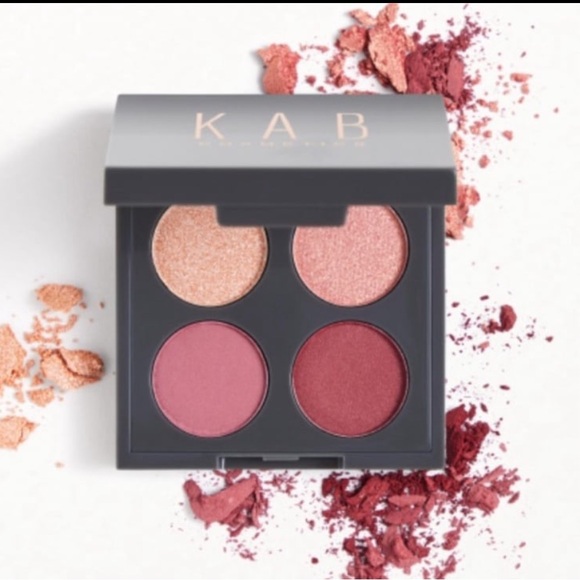 KAB COSMETICS Eyeshadow Quad in Plum Fairy New - Picture 5 of 5